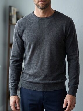 Zara‎ Men's Crewneck Sweater in Charcoal